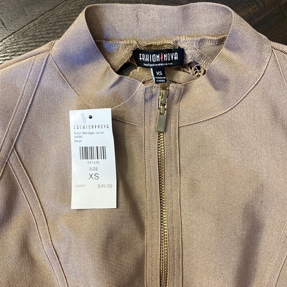 Fashion Nova Rolyn Bandage Jacket 🌟 - Picture 5 of 7